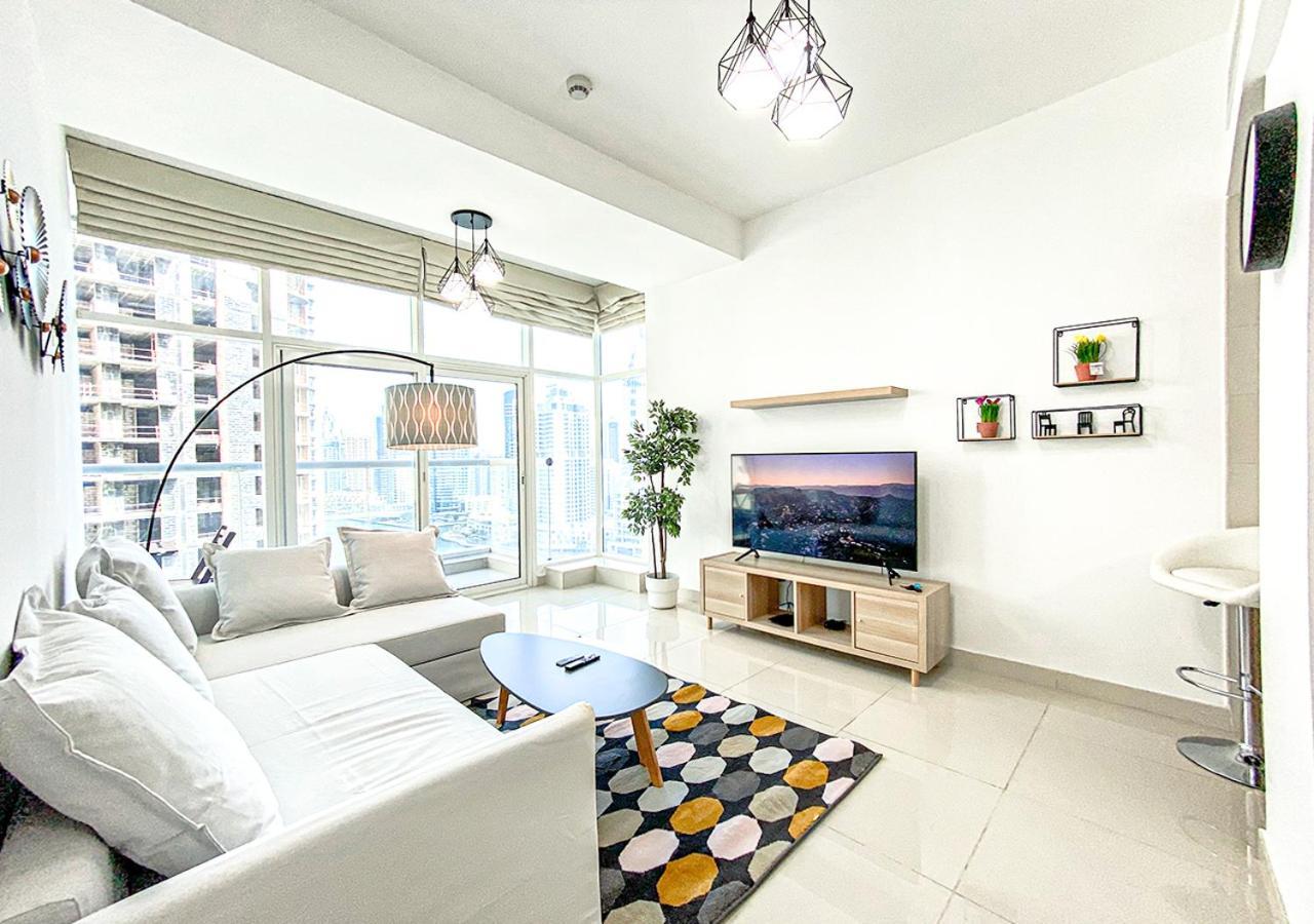 Walk To The Beach Or Enjoy The Amazing View From The Balcony Apartment Dubai Exterior foto