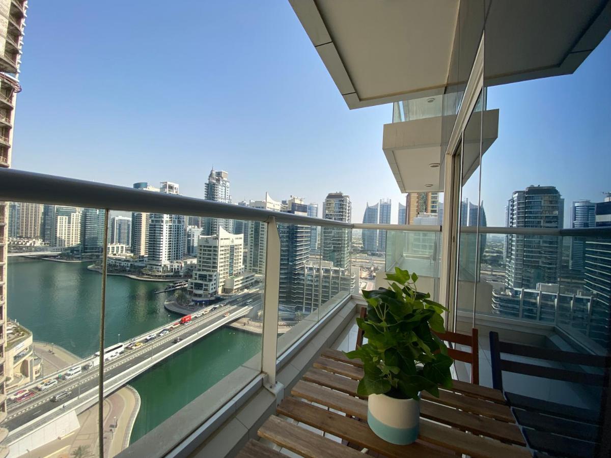 Walk To The Beach Or Enjoy The Amazing View From The Balcony Apartment Dubai Exterior foto