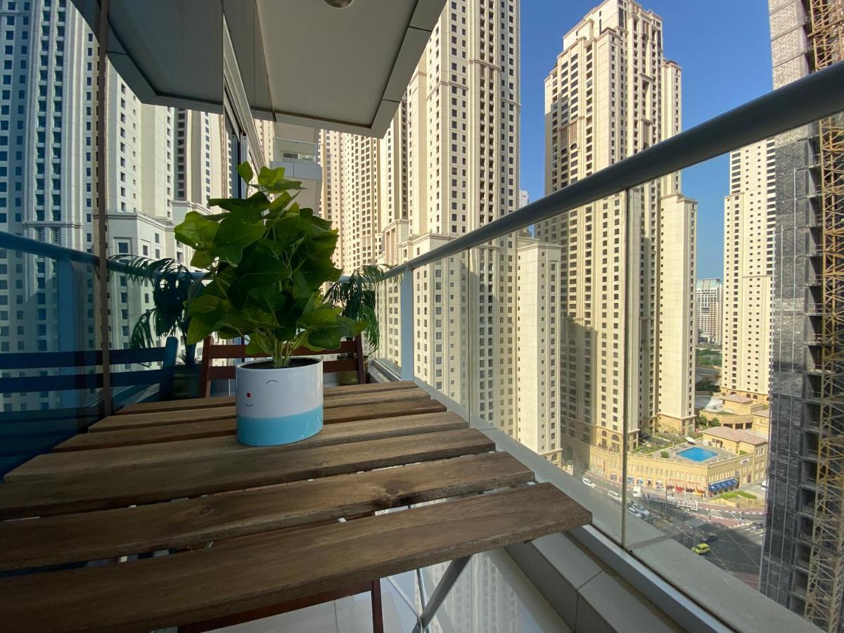Walk To The Beach Or Enjoy The Amazing View From The Balcony Apartment Dubai Exterior foto