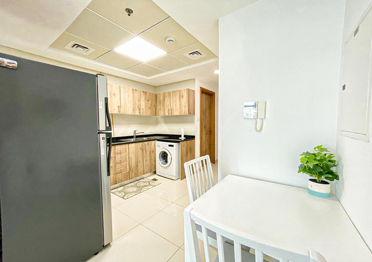 Walk To The Beach Or Enjoy The Amazing View From The Balcony Apartment Dubai Exterior foto