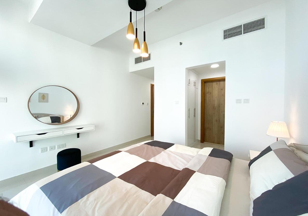Walk To The Beach Or Enjoy The Amazing View From The Balcony Apartment Dubai Exterior foto