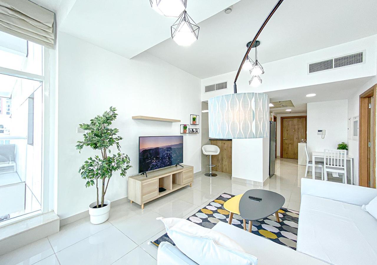 Walk To The Beach Or Enjoy The Amazing View From The Balcony Apartment Dubai Exterior foto